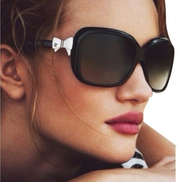 Chanel Brown Tortoise Shell Frame Bow Sunglasses-5170 - Picture 6 of 6